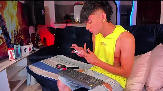 Steven baby69 online show from September 13, 2025, 12:54 am