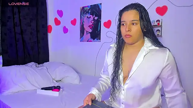 Snapshot of Dilan_and_Mia chatting on April 23, 2026, 10:45 pm Dilan and Mia online show from April 23, 2026, 10:45 pm