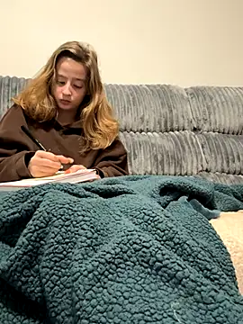 Snapshot of SeccySerena chatting on October 26, 2025, 5:08 pm SeccySerena online show from October 26, 2025, 5:08 pm