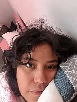 TamaraMera online show from November 1, 2025, 2:08 pm