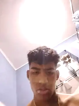 Snapshot of Lale-Adrian chatting on January 15, 2026, 5:01 am Lale-Adrian online show from January 15, 2026, 5:01 am