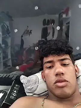 Snapshot of Lale-Adrian chatting on January 18, 2026, 8:34 pm Lale-Adrian online show from January 18, 2026, 8:34 pm