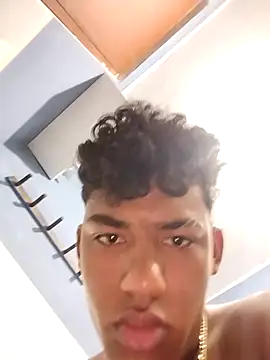 Snapshot of Lale-Adrian chatting on February 6, 2026, 1:03 pm Lale-Adrian online show from February 6, 2026, 1:03 pm