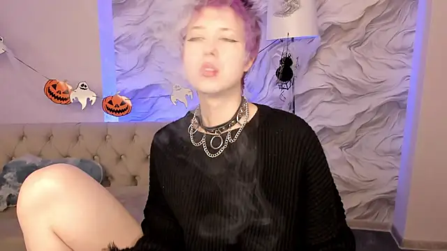 CarolineRichter online show from October 24, 2025, 3:14 am