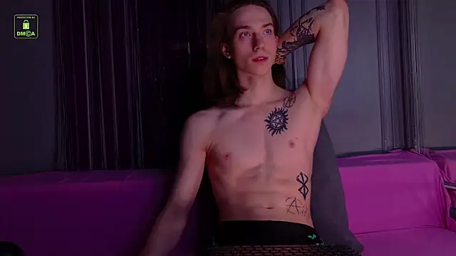 ares pallini online show from October 11, 2025, 8:40 pm