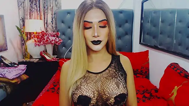 Snapshot of Mistress4fun chatting on October 1, 2025, 10:10 am Mistress4fun online show from October 1, 2025, 10:10 am