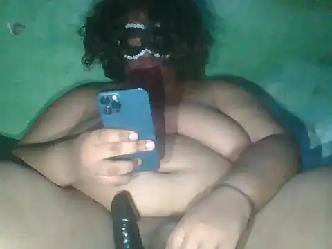 Snapshot of yo21zxz chatting on May 29, 2026, 3:37 am yo21zxz online show from May 29, 2026, 3:37 am