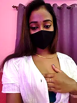 Snapshot of Puja-baby chatting on October 27, 2025, 11:47 am Puja-baby online show from October 27, 2025, 11:47 am