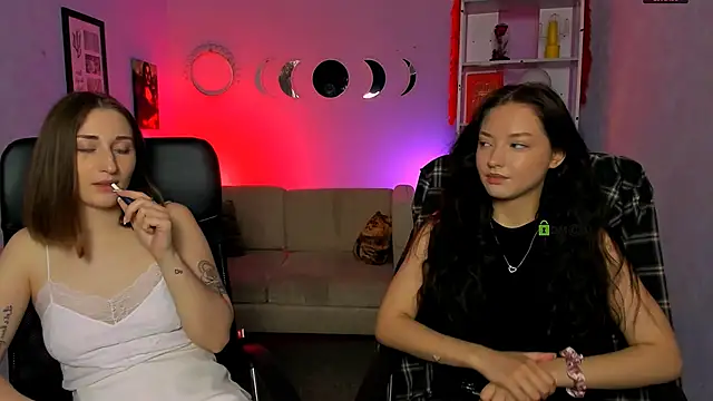 Snapshot of eva_smiith_ chatting on May 22, 2026, 5:47 am eva smiith online show from May 22, 2026, 5:47 am
