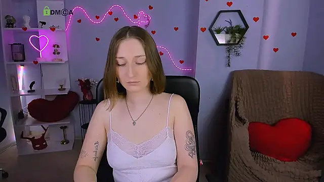 Snapshot of eva_smiith_ chatting on June 5, 2026, 5:58 am eva smiith online show from June 5, 2026, 5:58 am