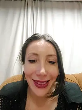 HellaryTourent online show from February 16, 2026, 5:20 pm