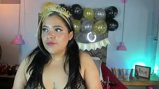 Snapshot of Brenda-maz chatting on October 17, 2025, 12:19 pm Brenda-maz online show from October 17, 2025, 12:19 pm