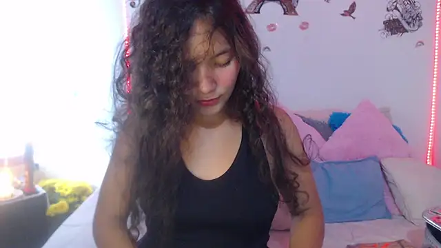 Snapshot of mia_blue01 chatting on September 28, 2025, 4:23 pm mia blue01 online show from September 28, 2025, 4:23 pm