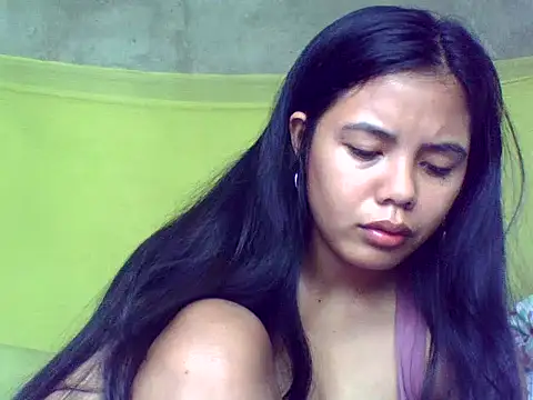 Snapshot of sweet_heaven00 chatting on October 17, 2025, 1:53 am sweet heaven00 online show from October 17, 2025, 1:53 am