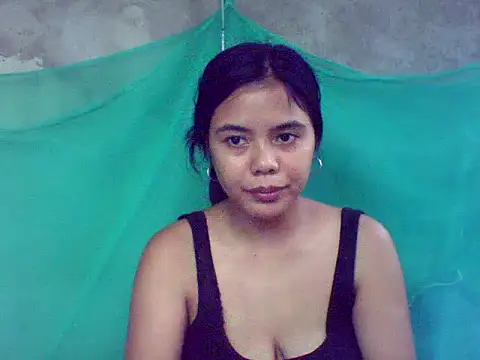 Snapshot of sweet_heaven00 chatting on October 26, 2025, 4:40 am sweet heaven00 online show from October 26, 2025, 4:40 am