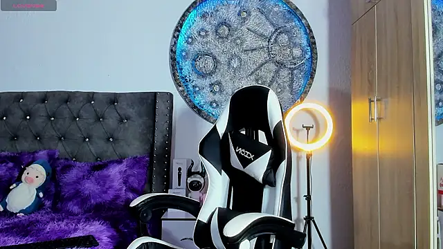 Katherine Rose online show from February 15, 2026, 10:06 pm