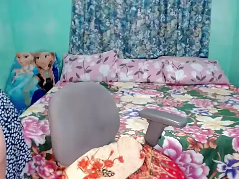 lovelable smile online show from September 9, 2025, 1:32 pm