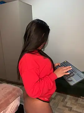 Snapshot of Tokio_Tokio chatting on December 15, 2024, 12:29 am Tokio Tokio online show from December 15, 2024, 12:29 am