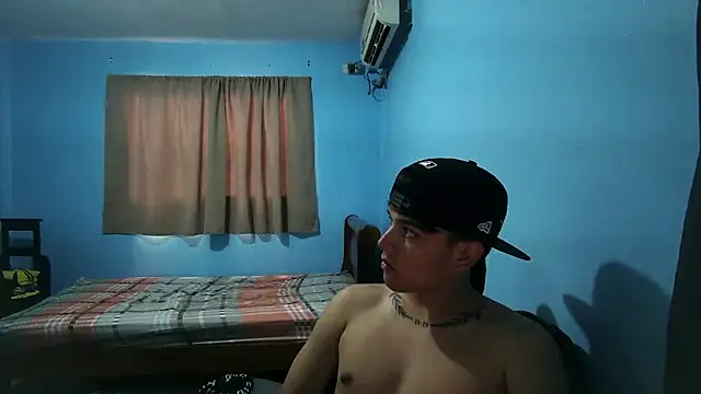 Jaket lovers online show from November 30, 2025, 6:23 pm