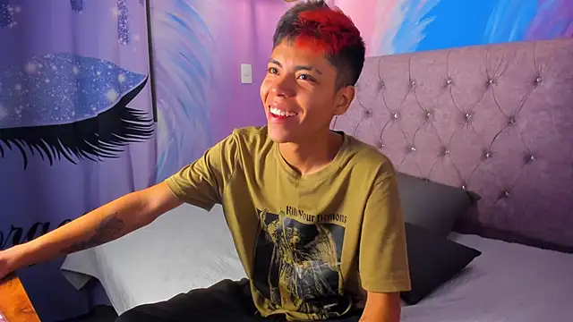 MaxiWildd online show from September 30, 2025, 12:54 pm