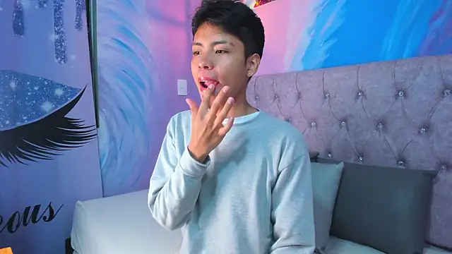 MaxiWildd online show from March 4, 2026, 12:55 pm