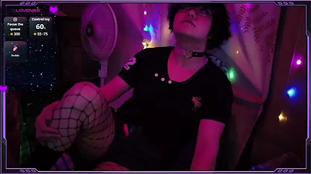 Ftm Bunny online show from May 8, 2026, 9:36 am