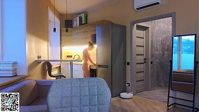 Snapshot of miss_bubbles_ chatting on April 11, 2026, 11:42 pm miss bubbles online show from April 11, 2026, 11:42 pm