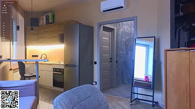 Snapshot of miss_bubbles_ chatting on April 16, 2026, 12:55 am miss bubbles online show from April 16, 2026, 12:55 am