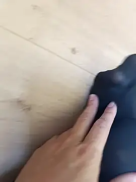 Snapshot of Teafeet chatting on September 20, 2025, 2:29 pm Teafeet online show from September 20, 2025, 2:29 pm