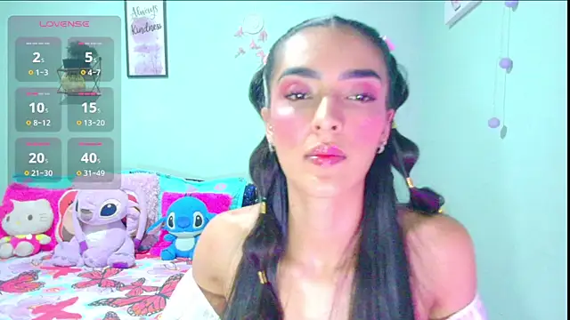 Snapshot of angelic_coral chatting on July 6, 2026, 10:56 pm angelic coral online show from July 6, 2026, 10:56 pm