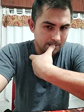 Bradd 32 online show from February 7, 2026, 2:37 am