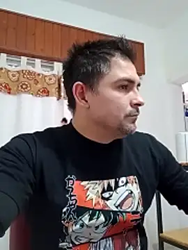 Snapshot of Bradd_32 chatting on May 31, 2026, 12:01 pm Bradd 32 online show from May 31, 2026, 12:01 pm