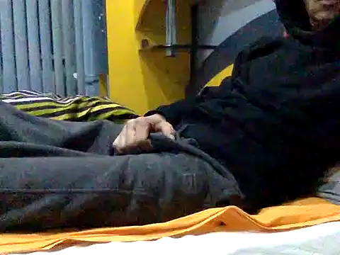 Snapshot of adiluci1 chatting on December 14, 2025, 3:45 am adiluci1 online show from December 14, 2025, 3:45 am