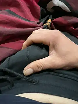 Snapshot of adiluci1 chatting on March 15, 2026, 3:12 am adiluci1 online show from March 15, 2026, 3:12 am