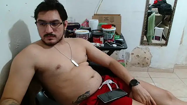 Snapshot of Leonino231 chatting on September 11, 2025, 8:42 pm Leonino231 online show from September 11, 2025, 8:42 pm