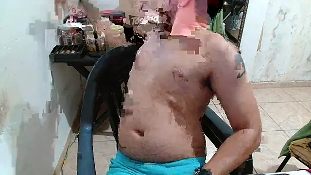 Snapshot of Leonino231 chatting on October 5, 2025, 6:06 pm Leonino231 online show from October 5, 2025, 6:06 pm