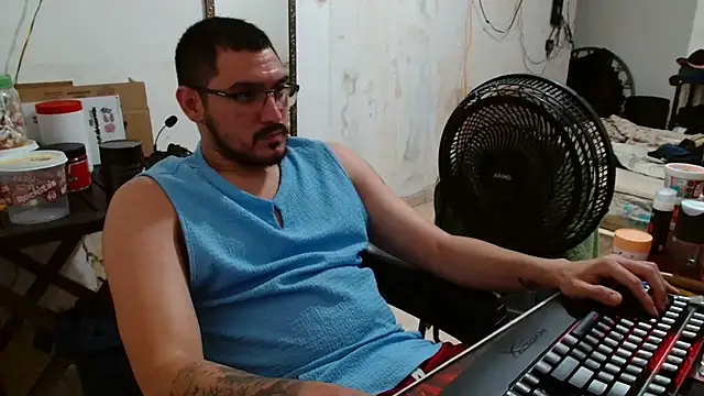 Leonino231 online show from November 17, 2025, 1:00 am