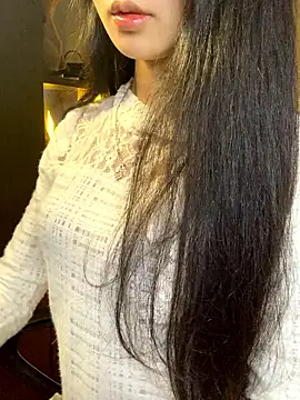 Nhinhi18 online show from March 23, 2026, 2:54 pm