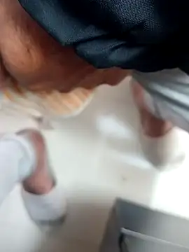 Snapshot of hackyourpussy@xh chatting on February 1, 2026, 1:48 am hackyourpussyxh online show from February 1, 2026, 1:48 am