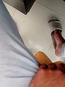 Snapshot of hackyourpussy@xh chatting on February 5, 2026, 6:51 am hackyourpussyxh online show from February 5, 2026, 6:51 am