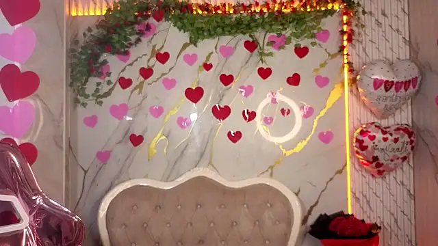 Snapshot of _Mia_sweet_b chatting on February 11, 2026, 1:16 pm Mia sweet b online show from February 11, 2026, 1:16 pm