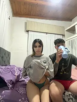 Snapshot of Babylovetiernax chatting on October 19, 2025, 4:24 am Babylovetiernax online show from October 19, 2025, 4:24 am