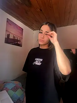 Babylovetiernax online show from November 14, 2025, 2:05 pm