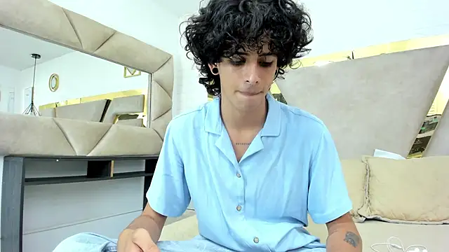 Ibratxandy online show from November 22, 2025, 7:24 pm