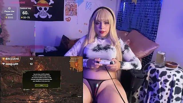 Snapshot of PixelKitty_ chatting on October 3, 2025, 9:45 pm PixelKitty online show from October 3, 2025, 9:45 pm