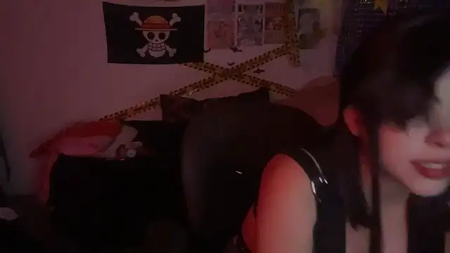 Snapshot of PixelKitty_ chatting on October 31, 2025, 12:00 am PixelKitty online show from October 31, 2025, 12:00 am