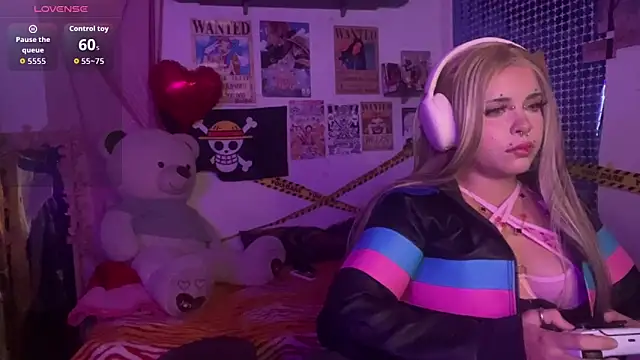 PixelKitty  online show from April 23, 2026, 2:46 am