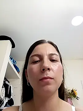 Arianna Moss online show from February 28, 2026, 4:35 am