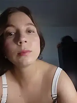 Snapshot of Arianna_Moss chatting on July 15, 2026, 8:14 pm Arianna Moss online show from July 15, 2026, 8:14 pm
