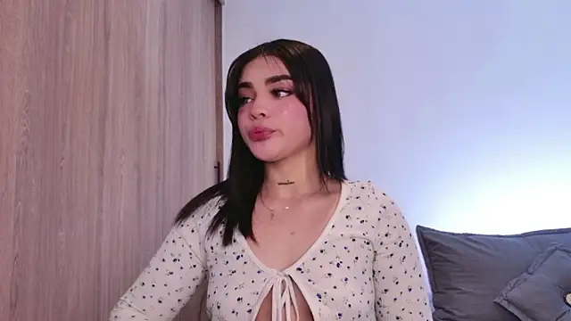 Snapshot of DulceDuarte chatting on December 5, 2025, 1:03 am DulceDuarte online show from December 5, 2025, 1:03 am